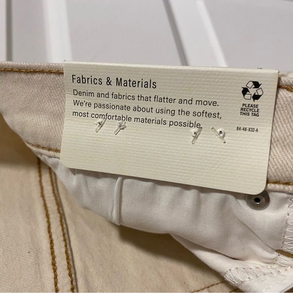 ☘️5 for $40☘️Ana Cream High Rise Straight Jeans Size 6 NWT See Photos/Descript - Picture 8 of 12